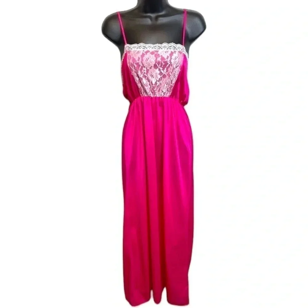 Vintage 1960s Prestige New York 2 pc‎ Nightgown Peignoir Hot Pink USA.